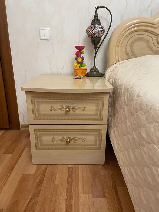 Спальный гарнитур б/у