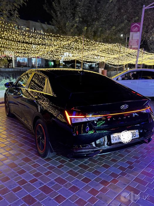 Hunday elantra savdosi bor