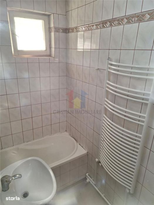 Ap. 2 camere, confort 1,  Hipodrom  - Spitalul 3
