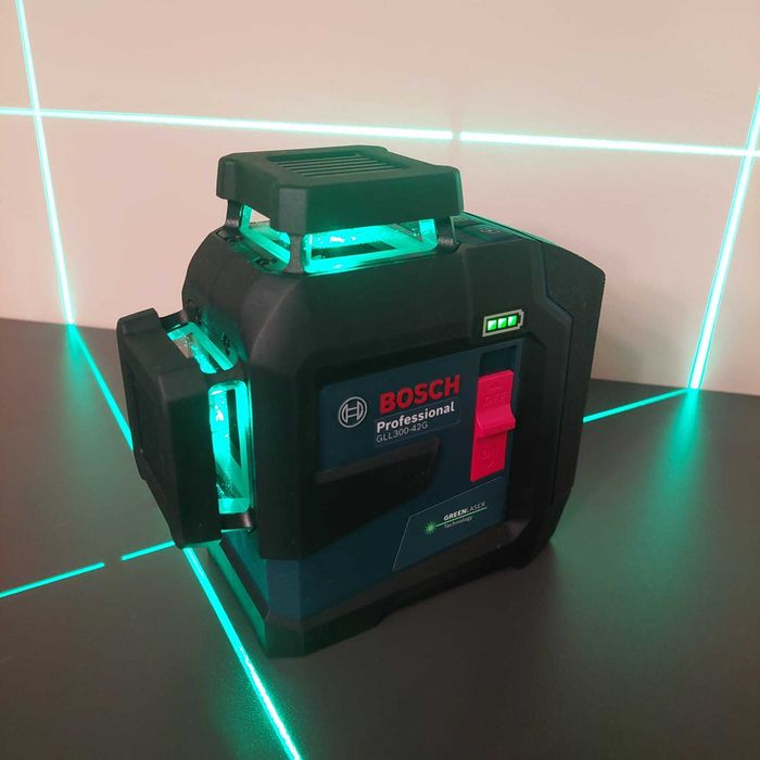 Vand laser 360, nou, model America - Bosch GLL 300-42G