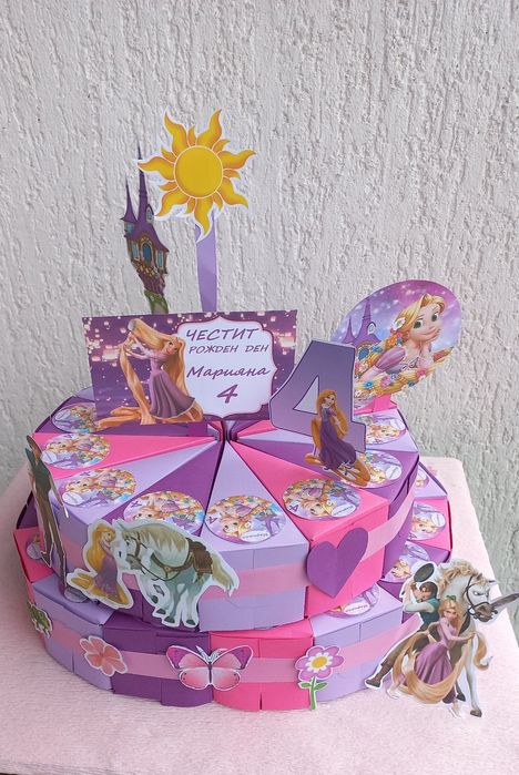 Картонена торта за детски рожден ден