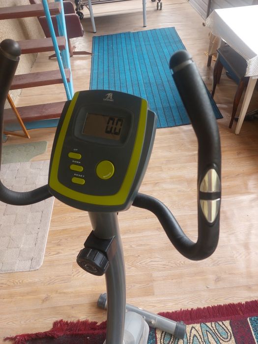 Велотренажёр,  тренажёр