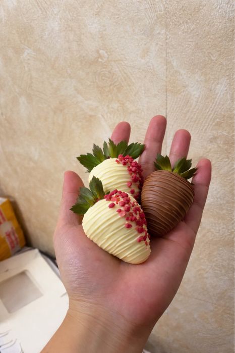 Клубника в шоколаде на заказ