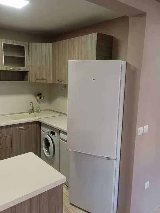 Дава се под наем Тристаен апартамент в Пловдив, Кючук Париж - 125 кв.м за 425 € - Снимка #3