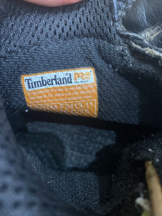 Продаются Ботинки safety