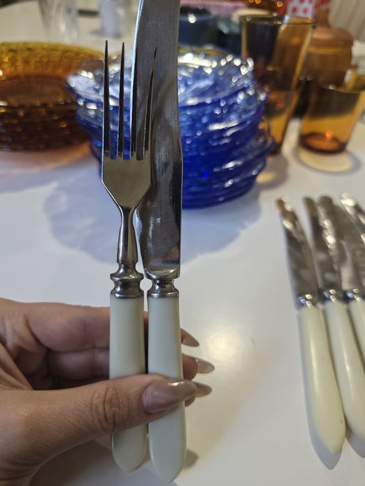 Прибори за хранене