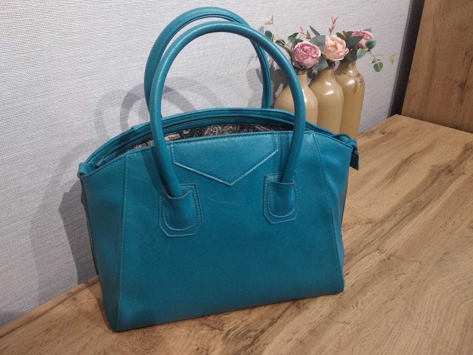 Продам женские сумки