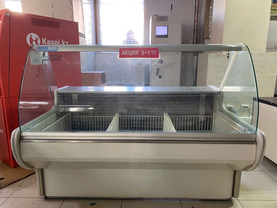 Продам витринный холодильник