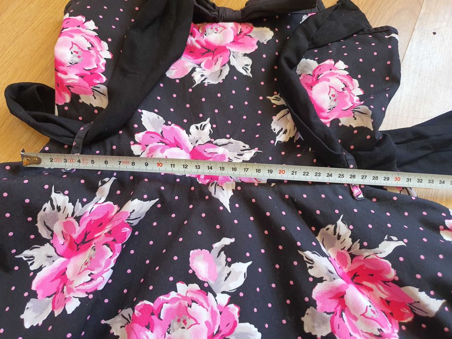 Rochie eleganta varsta 10-11 ani cu buzunare