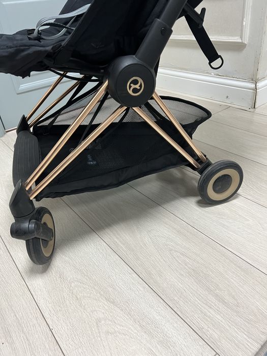 Прогулочная коляска Cybex coya