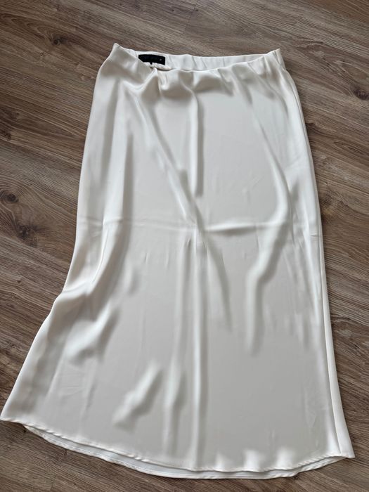 Сатенирана пола ZARA L бежова