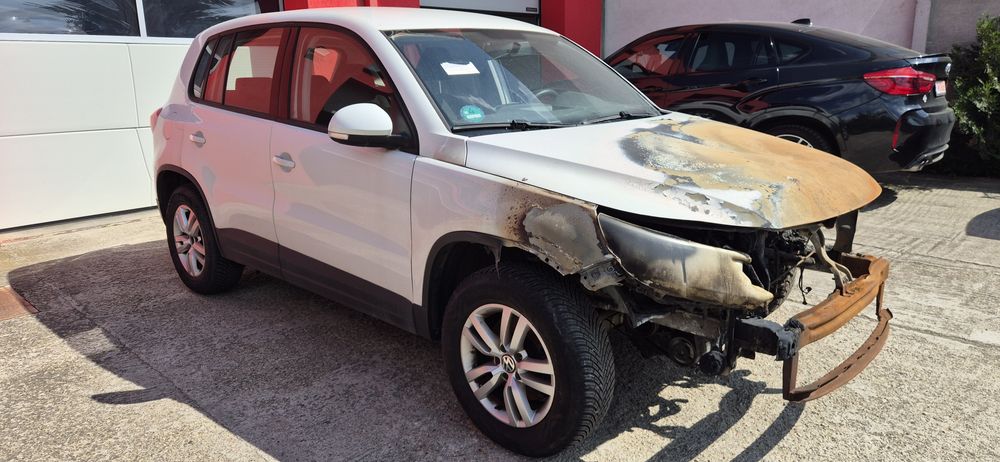 VOLKSWAGEN Tiguan 2016