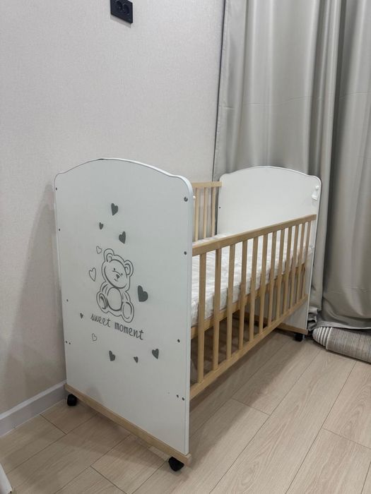 Детская кроватка