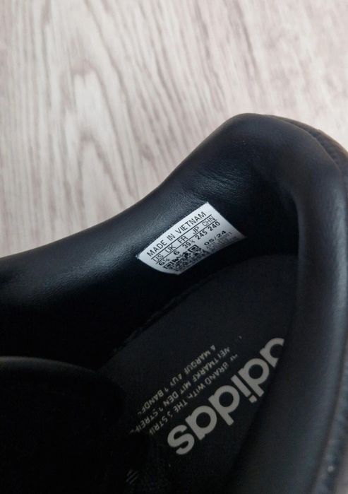 Adidasi Adidas marimea 39.5