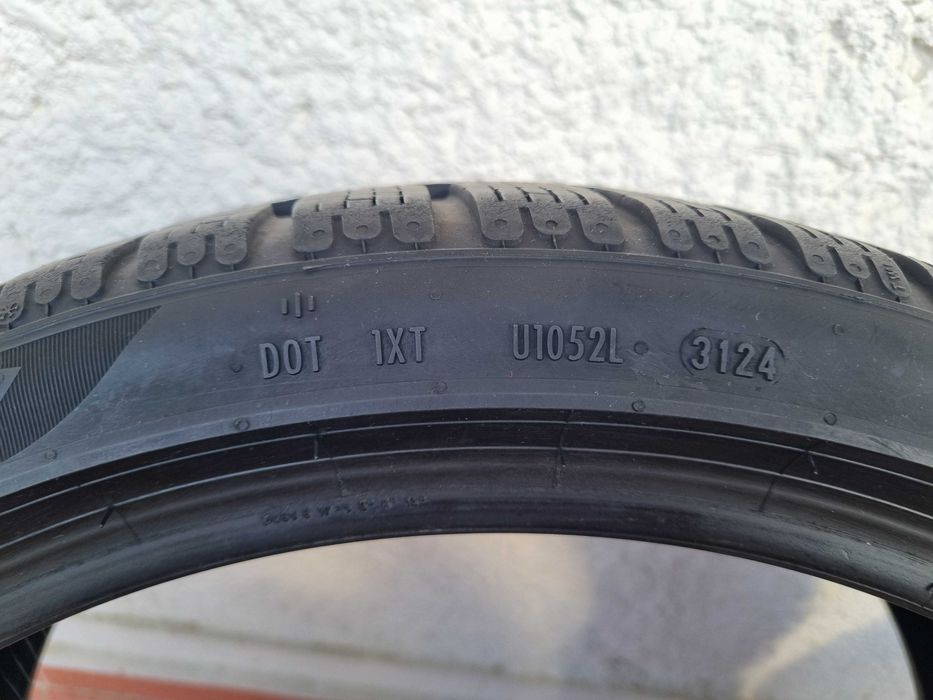 Зимни гуми PIRELLI P ZERO WINTER 245/35/R19 93V M+S - 2 броя