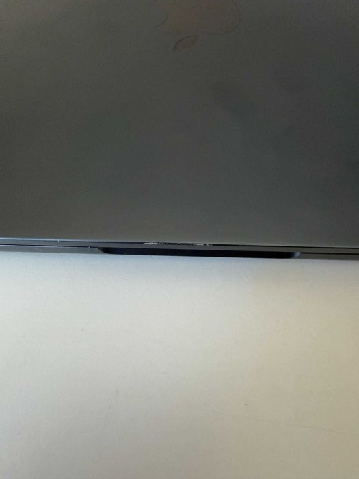 MacBook Air M2 8/256 91% Battery