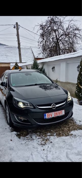 Opel astra J Impecabila