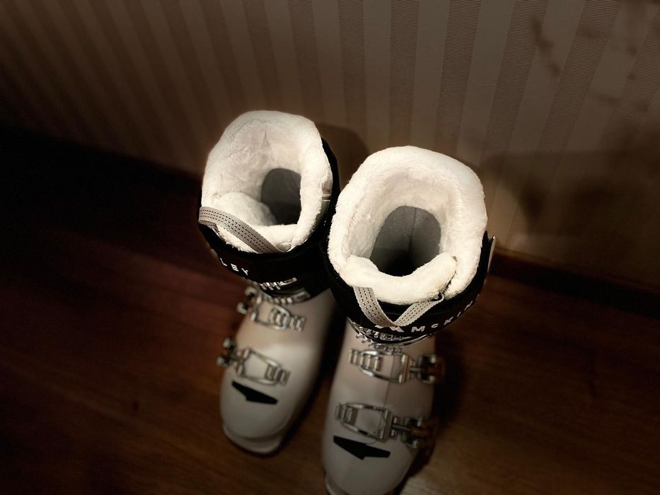 Clăpari schi copii McKinley mărime 23.5 – ca noi