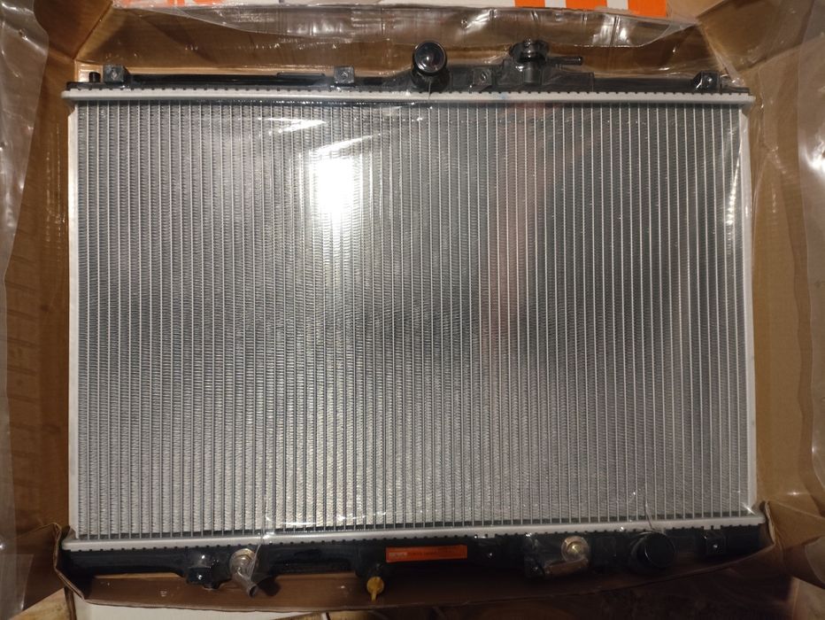 Радиатор охлаждения Одиссей,шатл