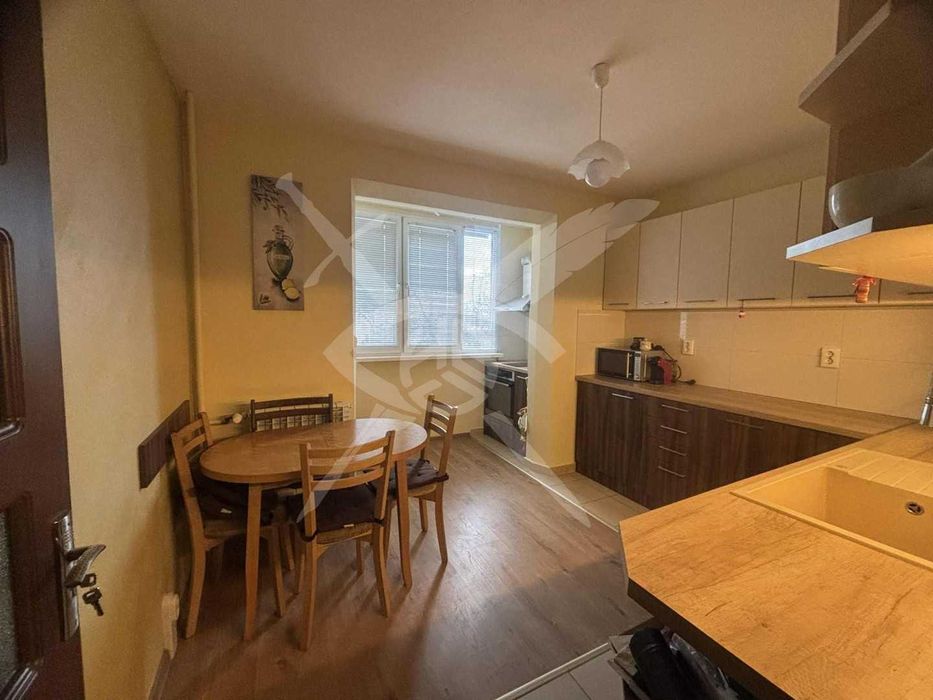 Дава се под наем Тристаен апартамент в София, Младост 2 - 90 кв.м за 847.62 € - Снимка #3