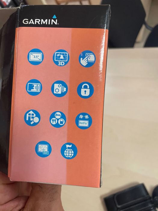 Продавам навигация GARMIN