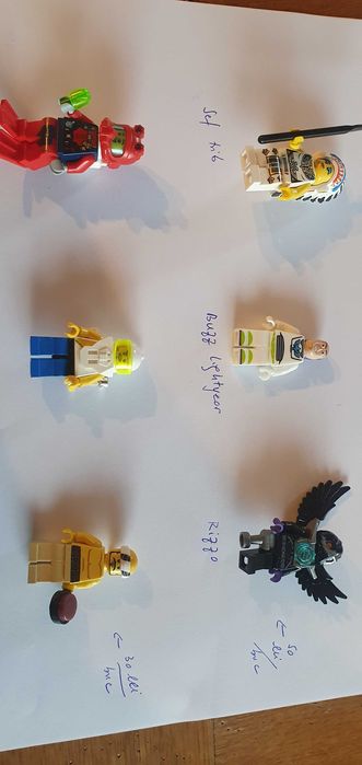 Figurine Star Wars, figurine si sabii Lego Ninjago, Lego City, un esch