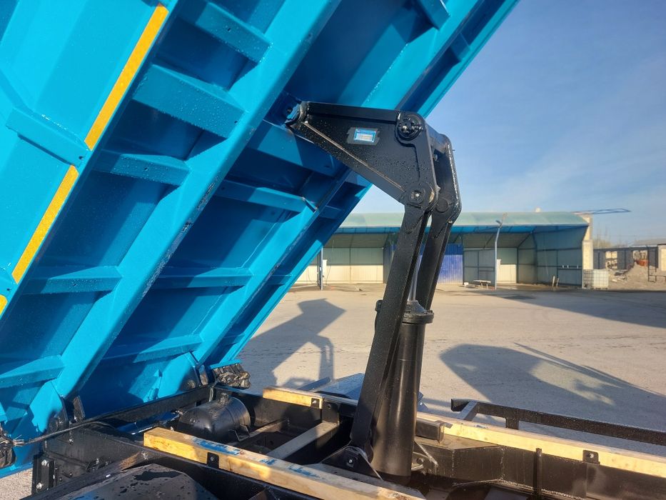 Isuzu samosval sotiladi