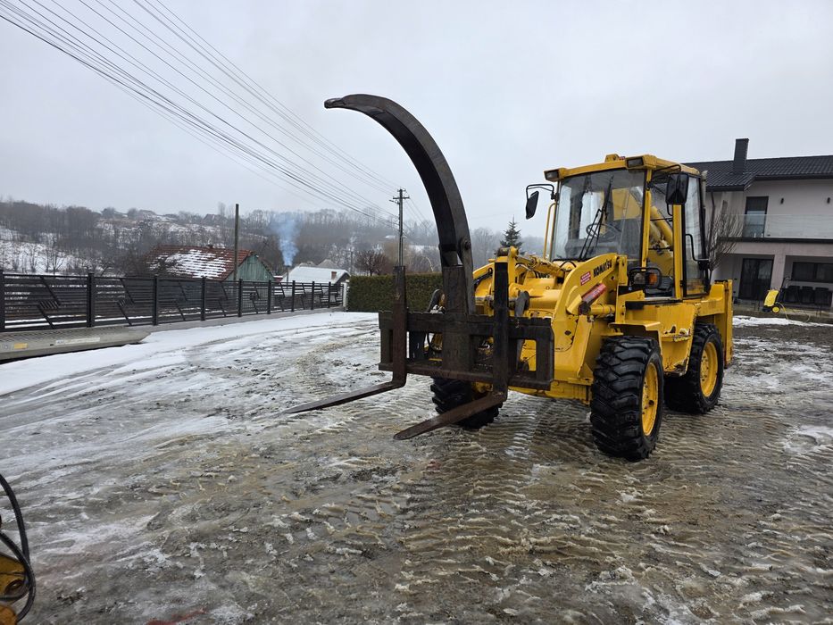 Vînd buldoescavator FAI KOMATSU