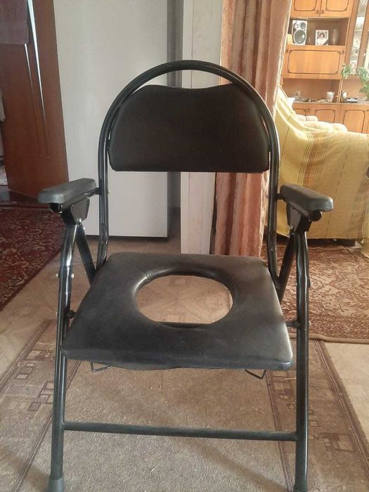 Продам инвалидную коляску