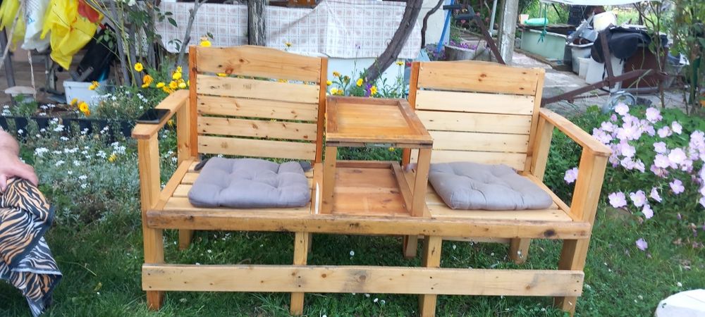 Градинска пейка ръчно изработена