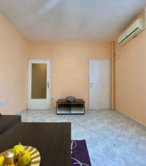 Продава се Едностаен апартамент в Пловдив, Център - 34 кв.м за 1442 €/кв.м - Снимка #4