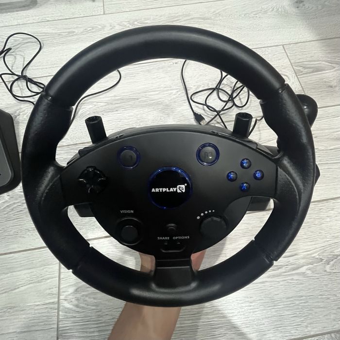 Игровой руль Artplays почти новый