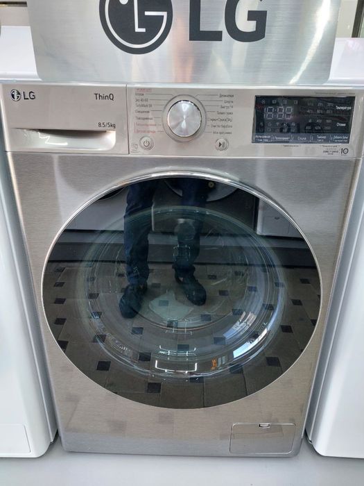 Стиральная машина  LG F2V5GG2S 8,5 кг