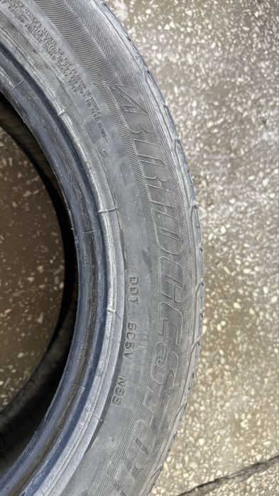 Продам б/у покрышки 235/50/R18.