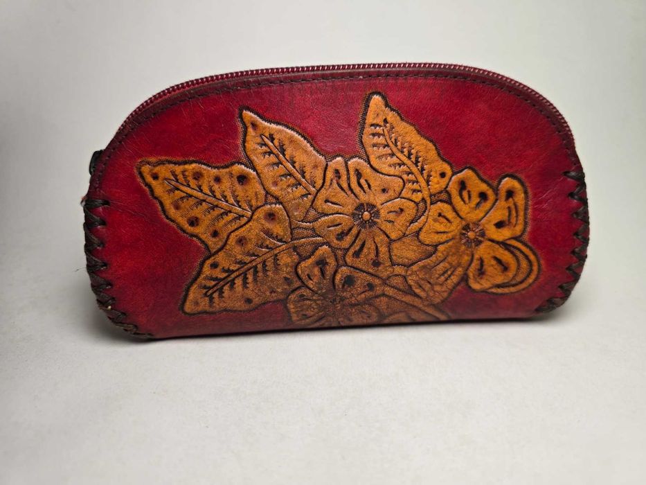 Винтидж кожена чантичка ръчна изработка и естествена кожа