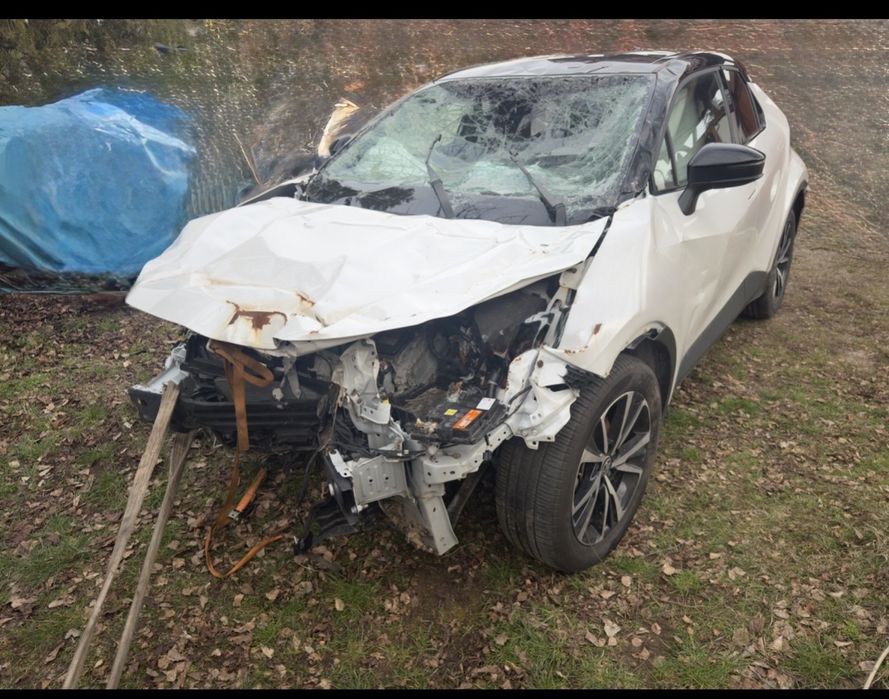 Toyota c-hr hev hibryd на части