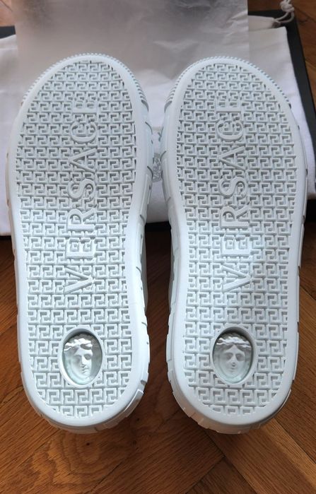 Нови Бели Кожени Маратонки Versace Logo La Greca