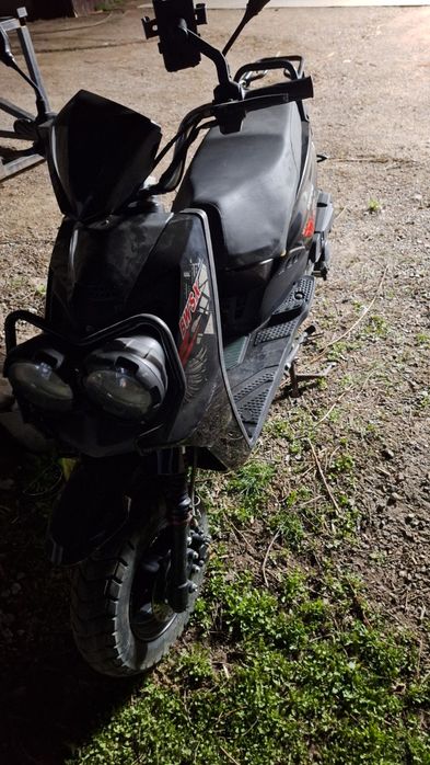 Скутер мопед 150кубов