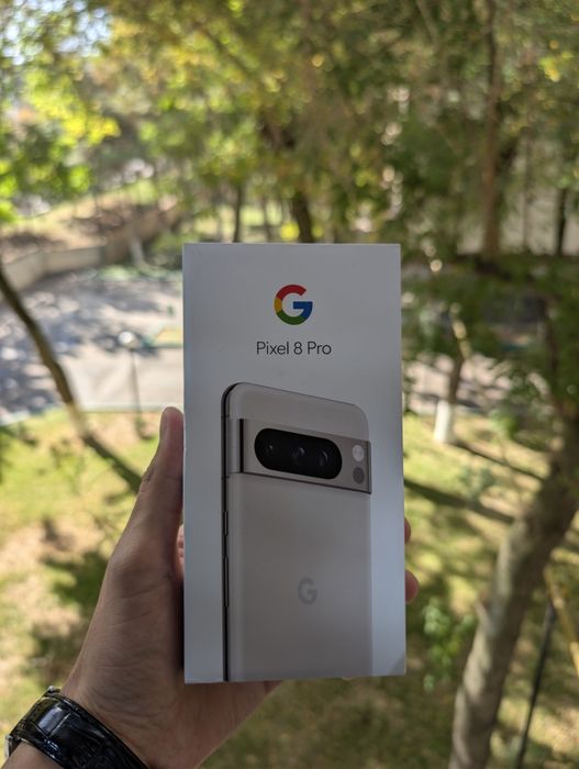 Google pixel 8 pro porcelain rangidan. Har joydan ham topa olmaysiz !