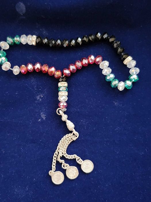 Огърлици от кехлибар, гривна, огърлици перли, обеци...