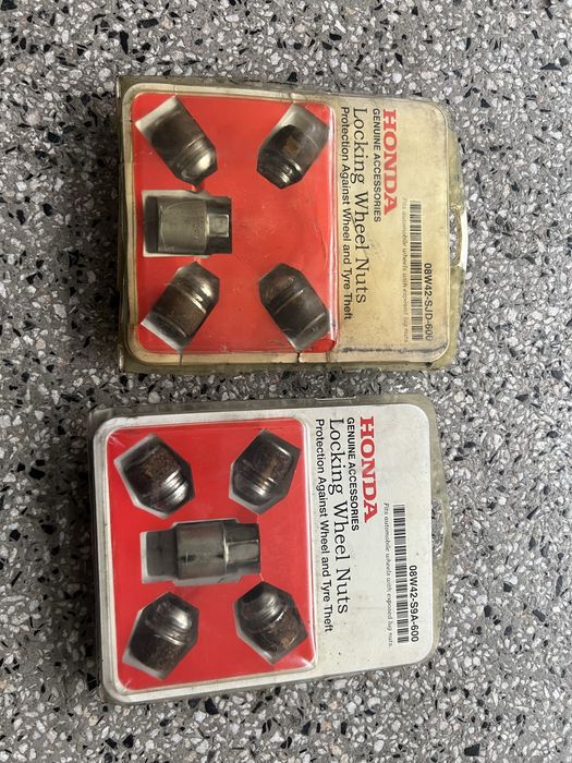Секретни гайки Honda