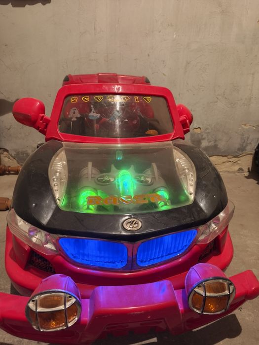 Машинка детская продается!