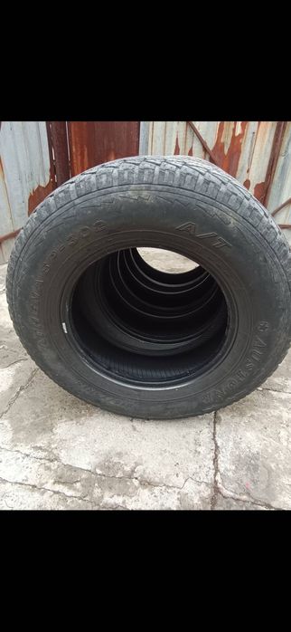 Продавам гуми 215/75 R15