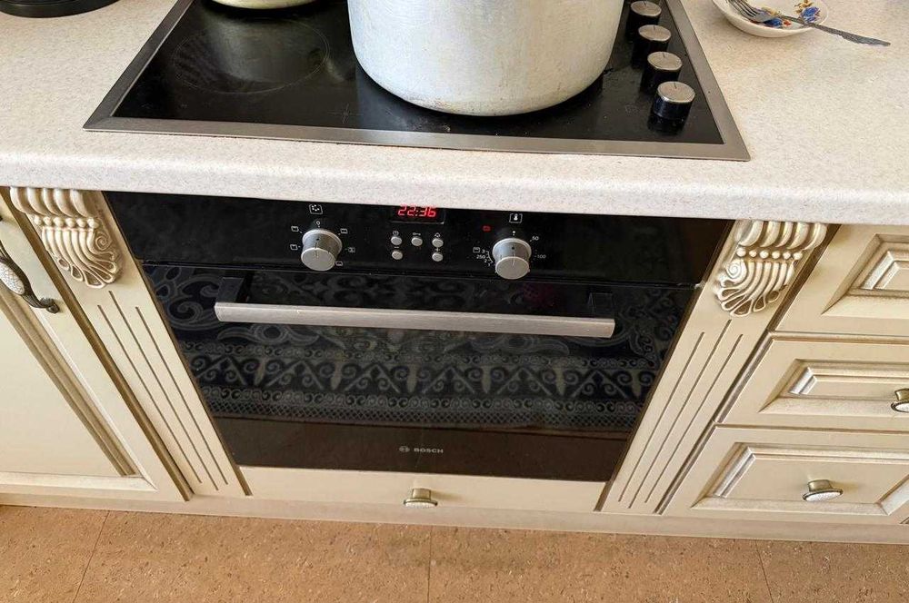 Электрическая варочная панель Bosch