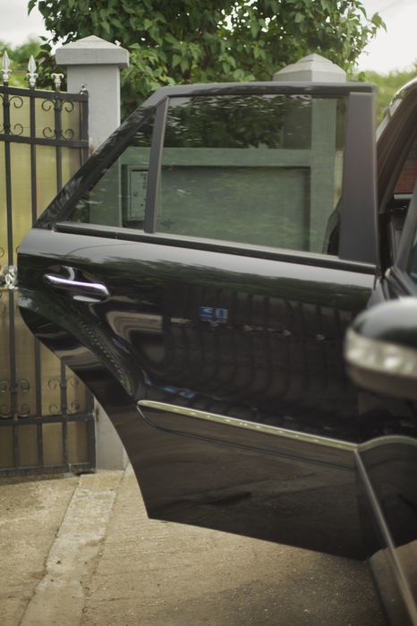 Usa stanga dreapta fata spate Mercedes ML W164 negru capota aripa bara
