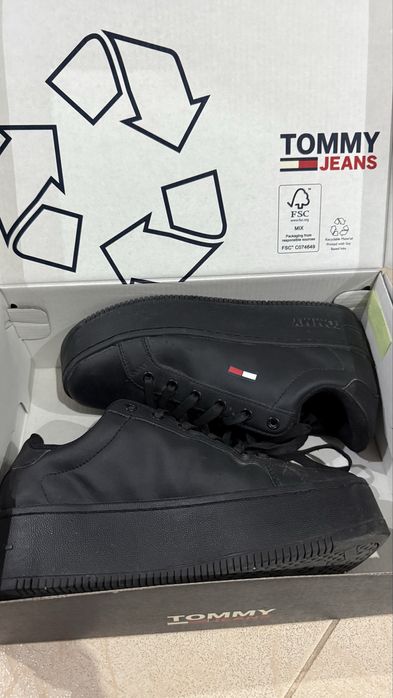 Сникърси естествена кожа Tommy Hilfiger