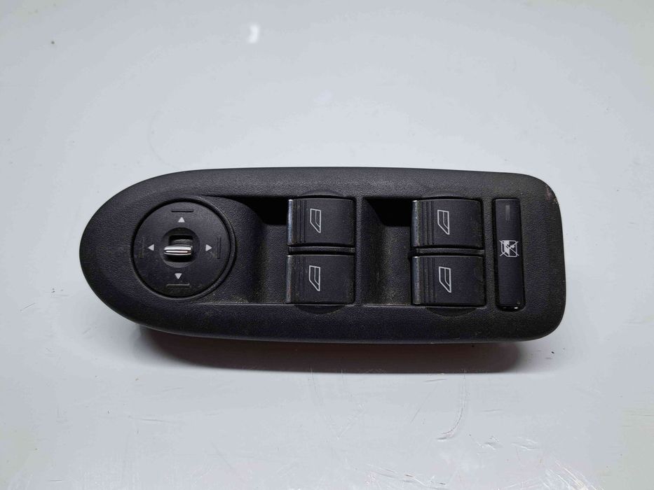 Butoane comanda geamuri sofer  Ford Focus 2 (DA) [Fabr 2004-2012] 8M5