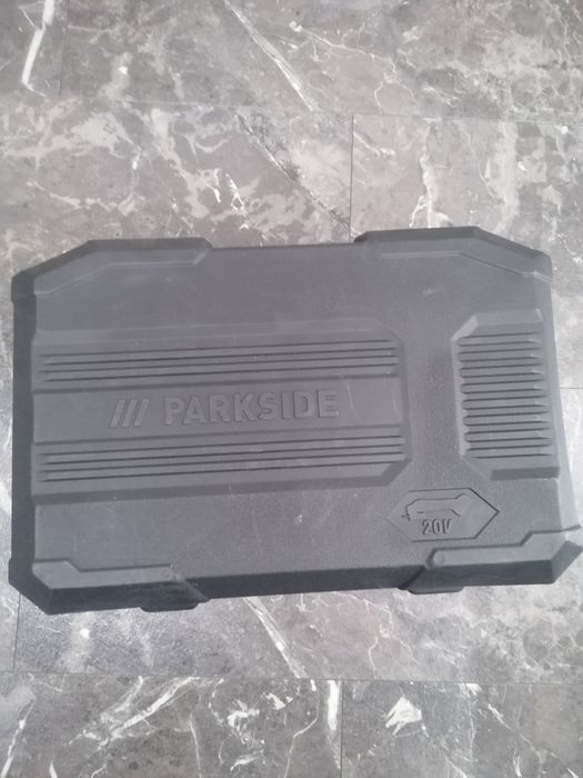 Нов куфар за ъглошлайф акумулаторен Parkside