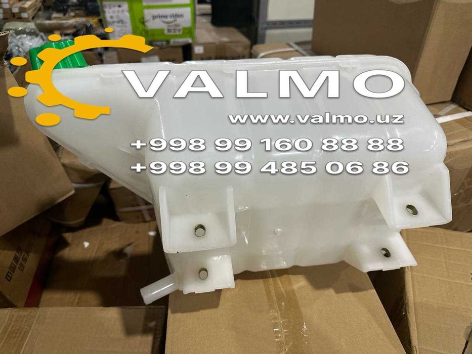 Бачок расширительный HOWO T7H