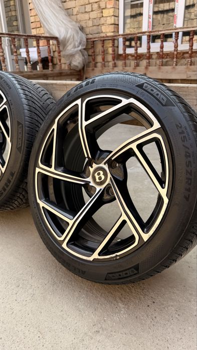 Bentley диска 215/45/17